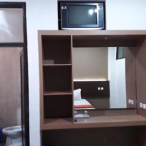Kamar kembar standard